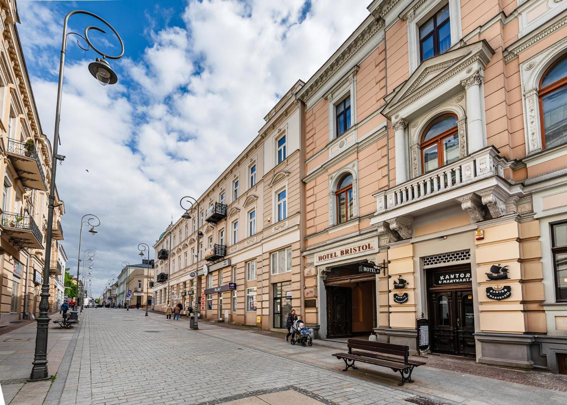 Hotel Bristol Kielce Exterior photo